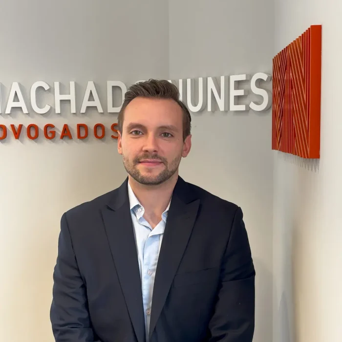 NICKOLAS SIMÕES
